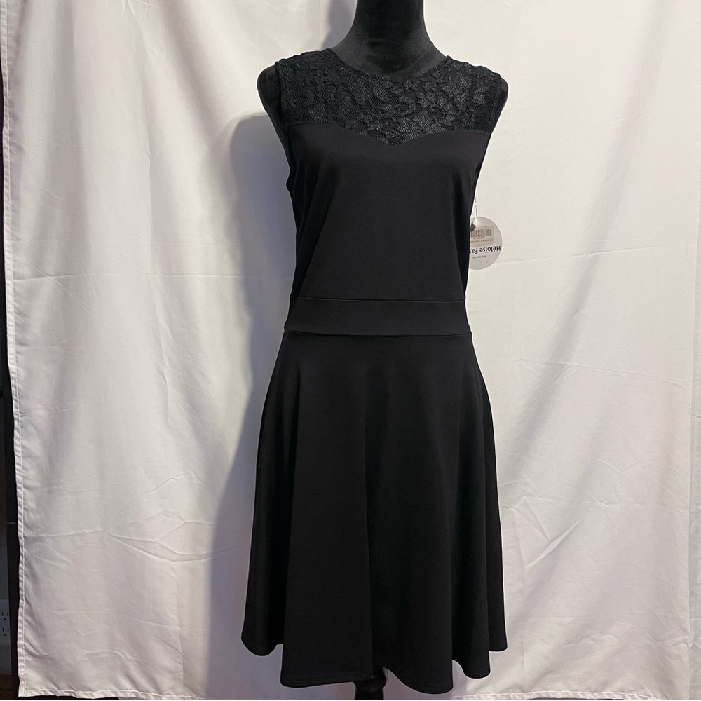 Women's A-Line Pleated Sleeveless Little Cocktail Party Dress with Floral Lace